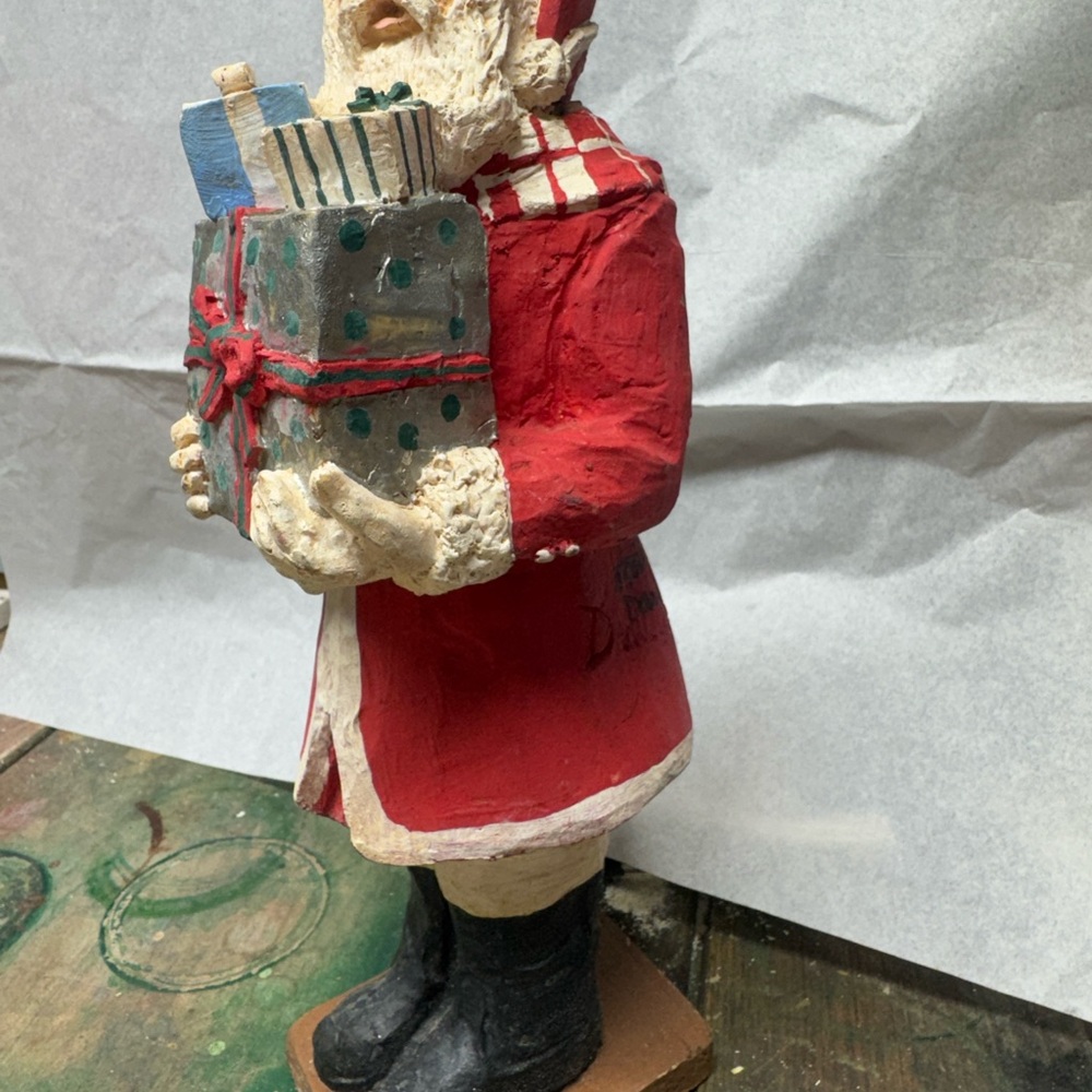 VINTAGE Santa Claus Figurine with Gifts Numbered & Signed Collectable - Picture 5 of 16